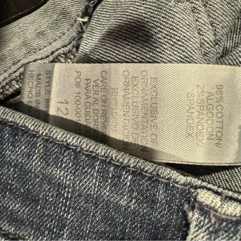 Democracy Distressed Blue Jean Shorts Size 12 - Picture 10 of 10